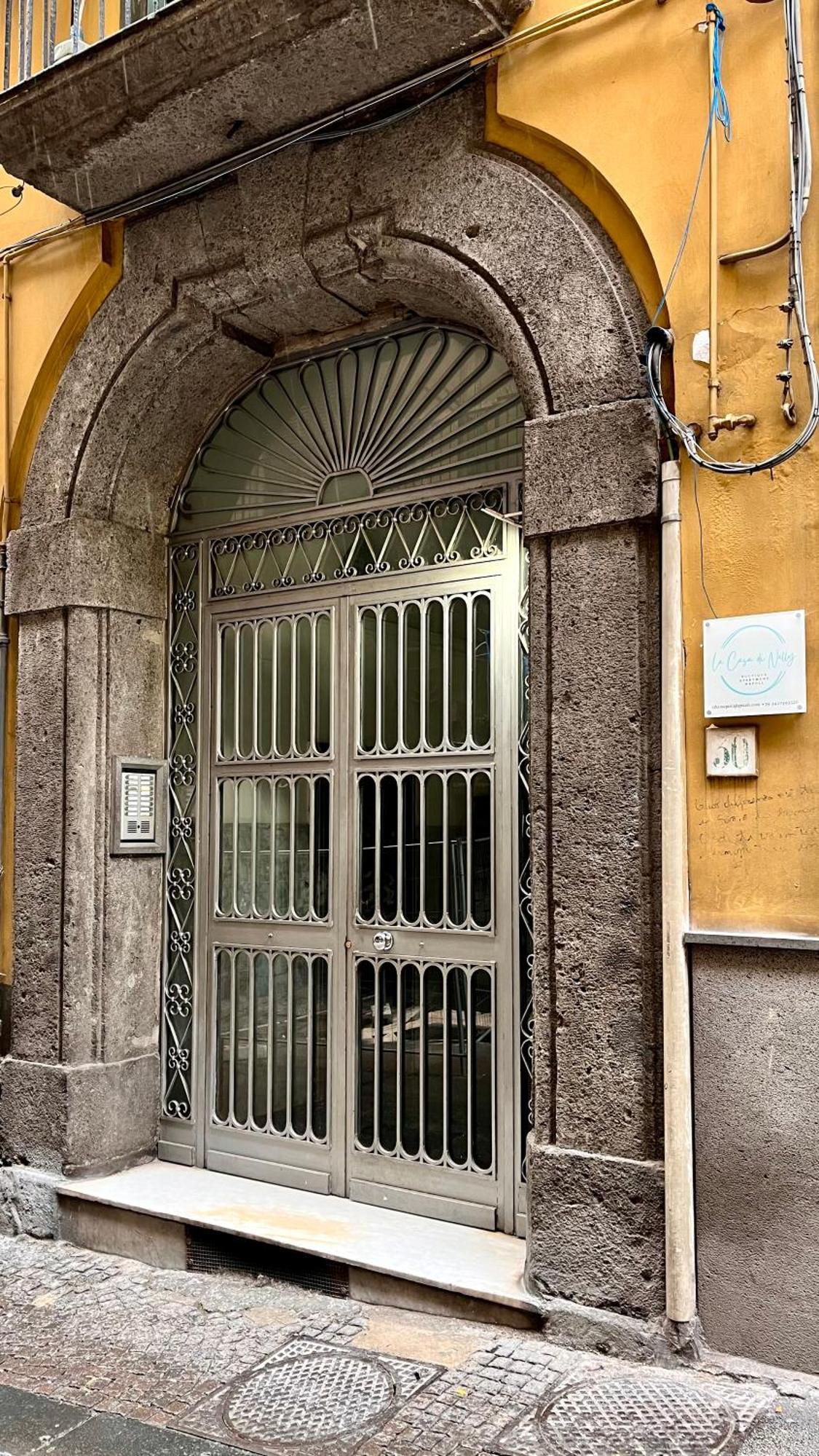 La Casa Di Nelly Boutique Apartment Napoli エクステリア 写真